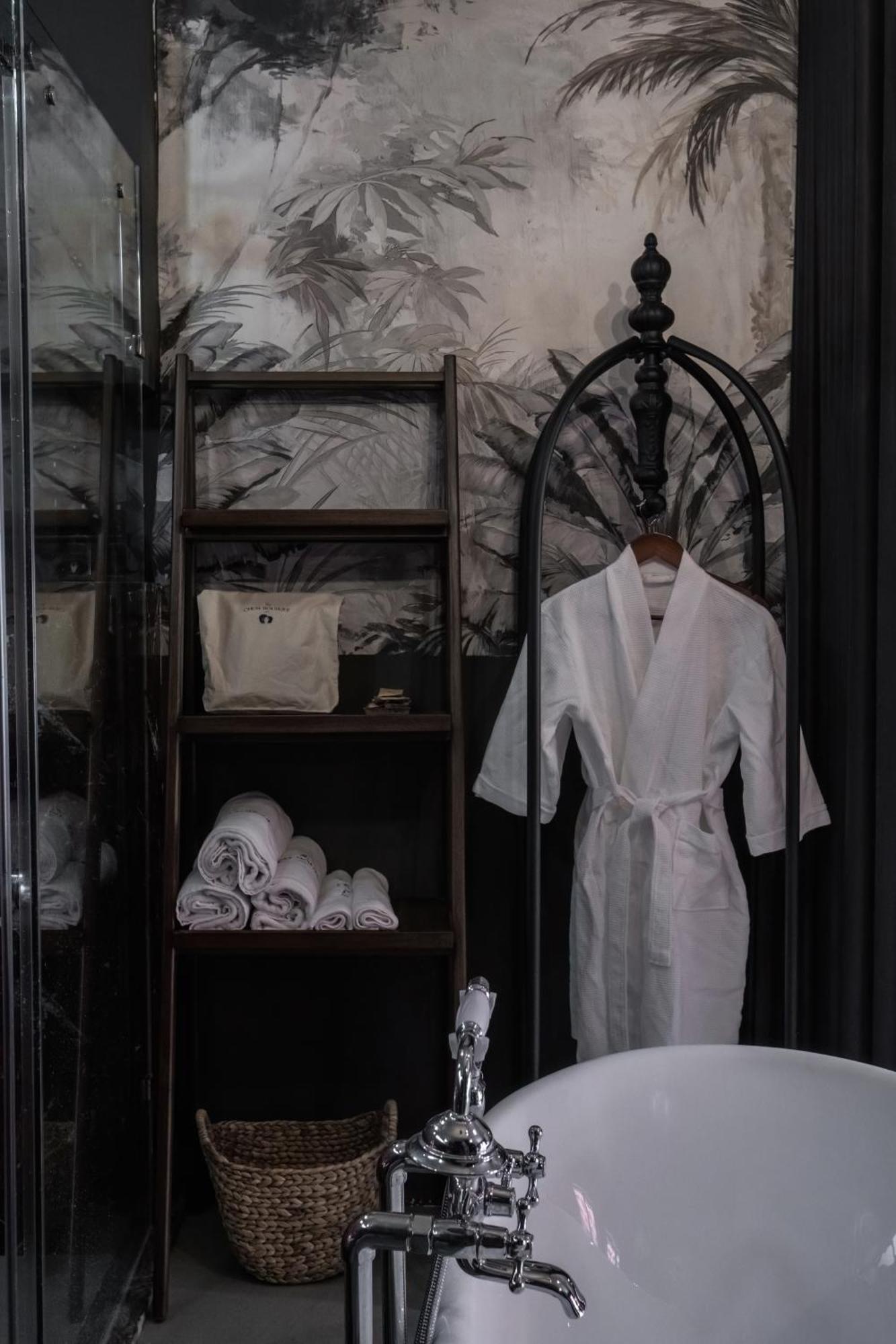 The Chum Boutique Hotel Hue Exterior foto